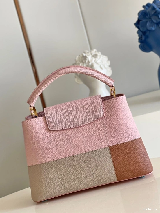 WIS VUITTON LOUIS CAPUCINES BB 1003